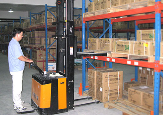 华通医药办公环境