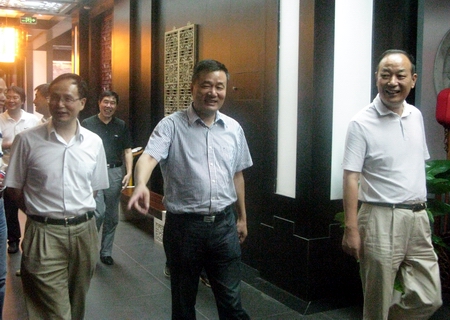 亚洲高清毛片一区二区