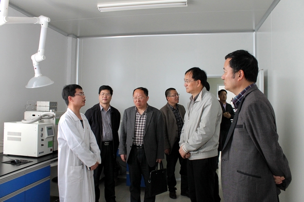 亚洲高清毛片一区二区