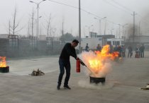 公司举行消防演练活动