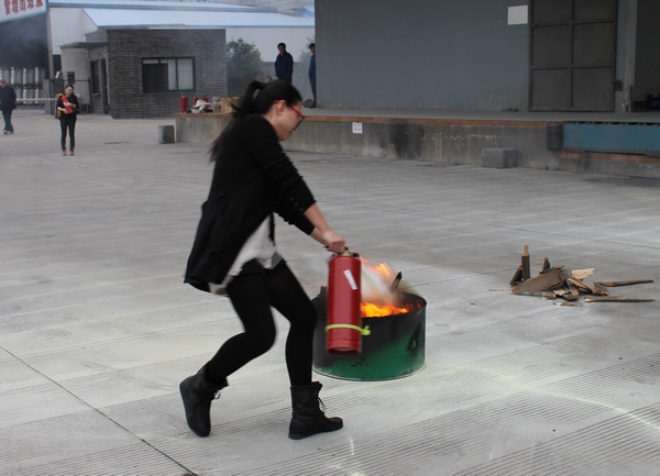 亚洲高清毛片一区二区