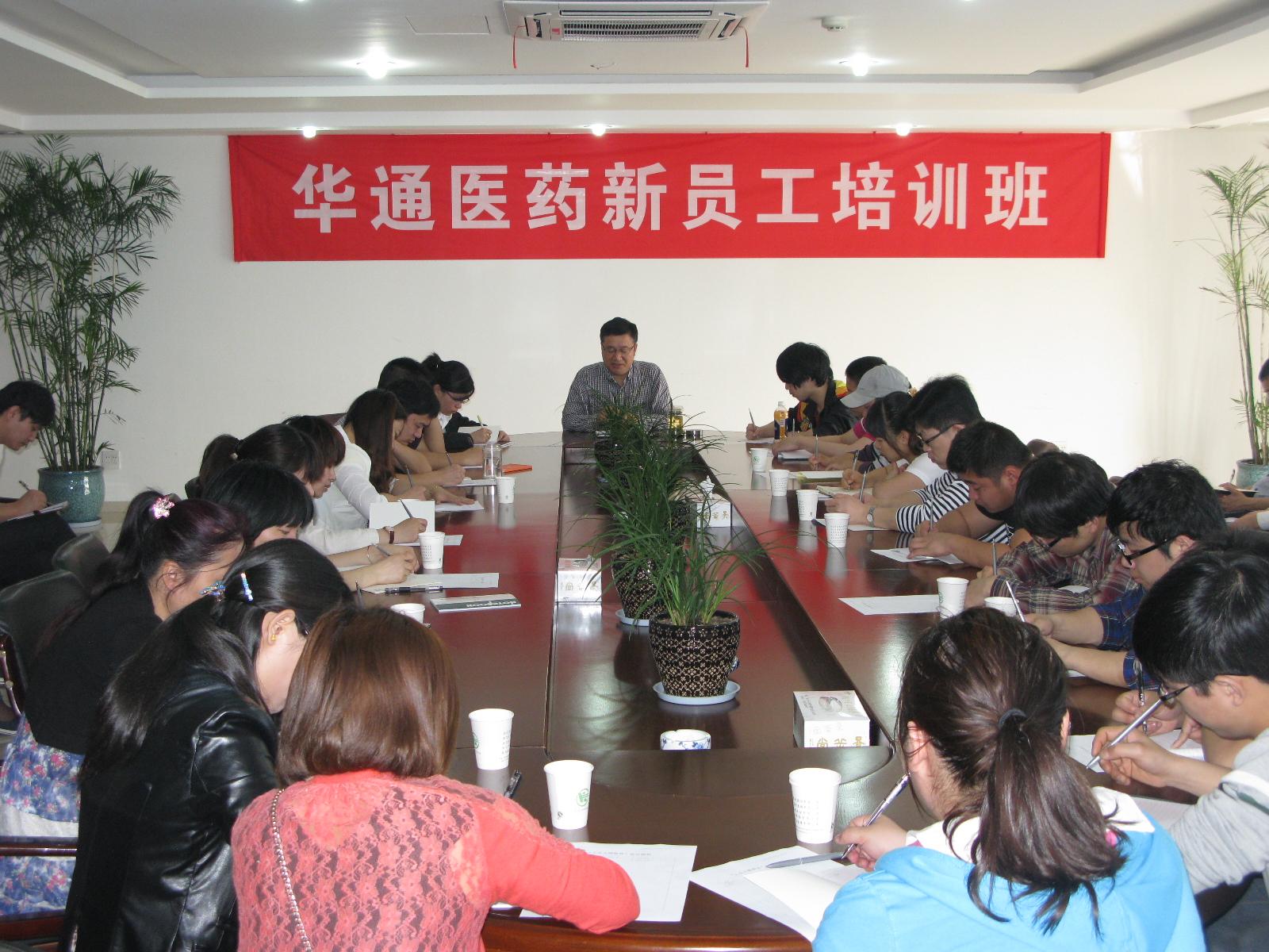 亚洲高清毛片一区二区