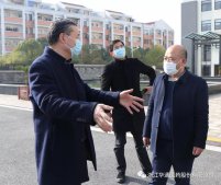 浙农集团汪路平董事长指导华通医药疫情防控工作