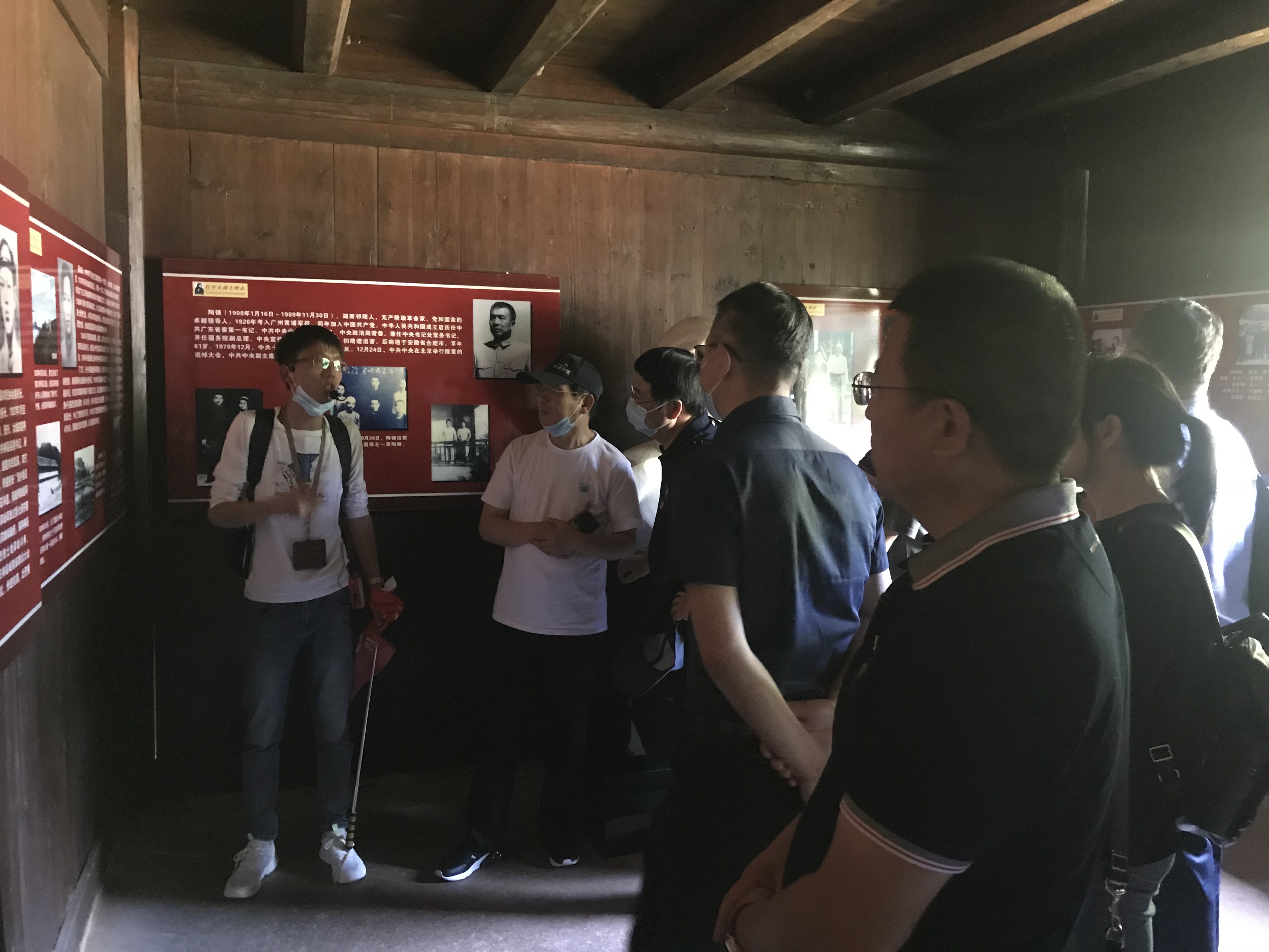 亚洲高清毛片一区二区