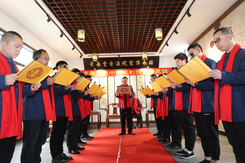 亚洲高清毛片一区二区