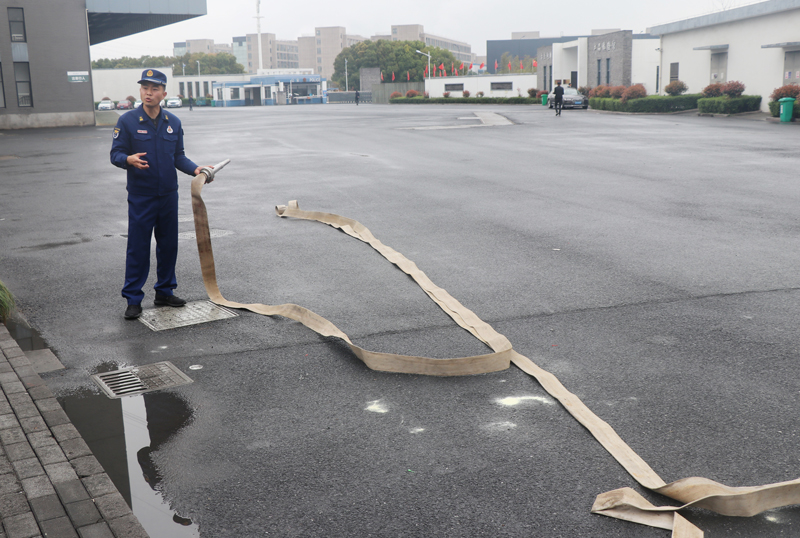 亚洲高清毛片一区二区