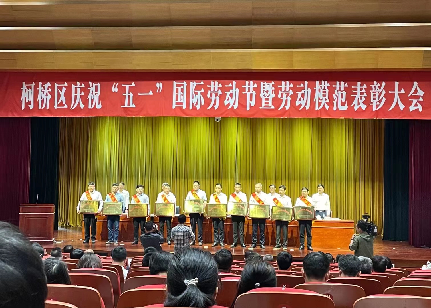 亚洲高清毛片一区二区