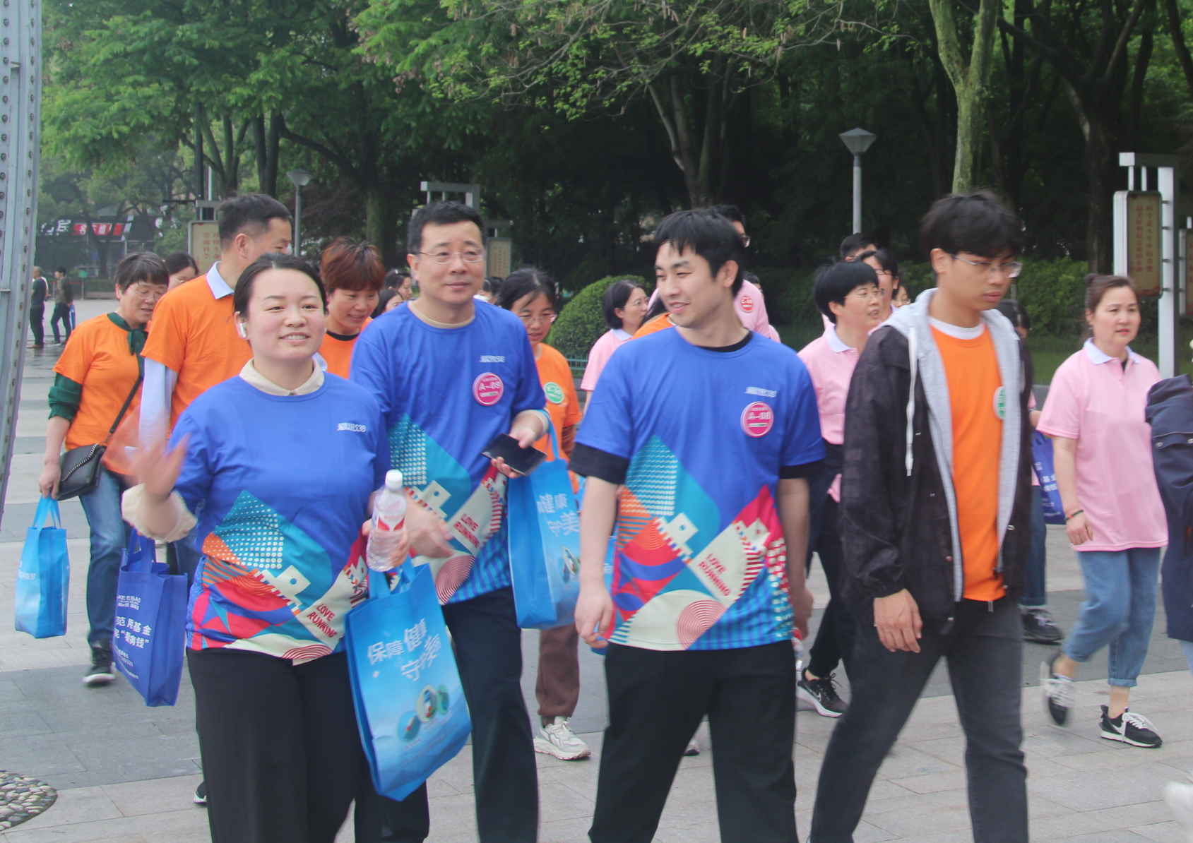 亚洲高清毛片一区二区