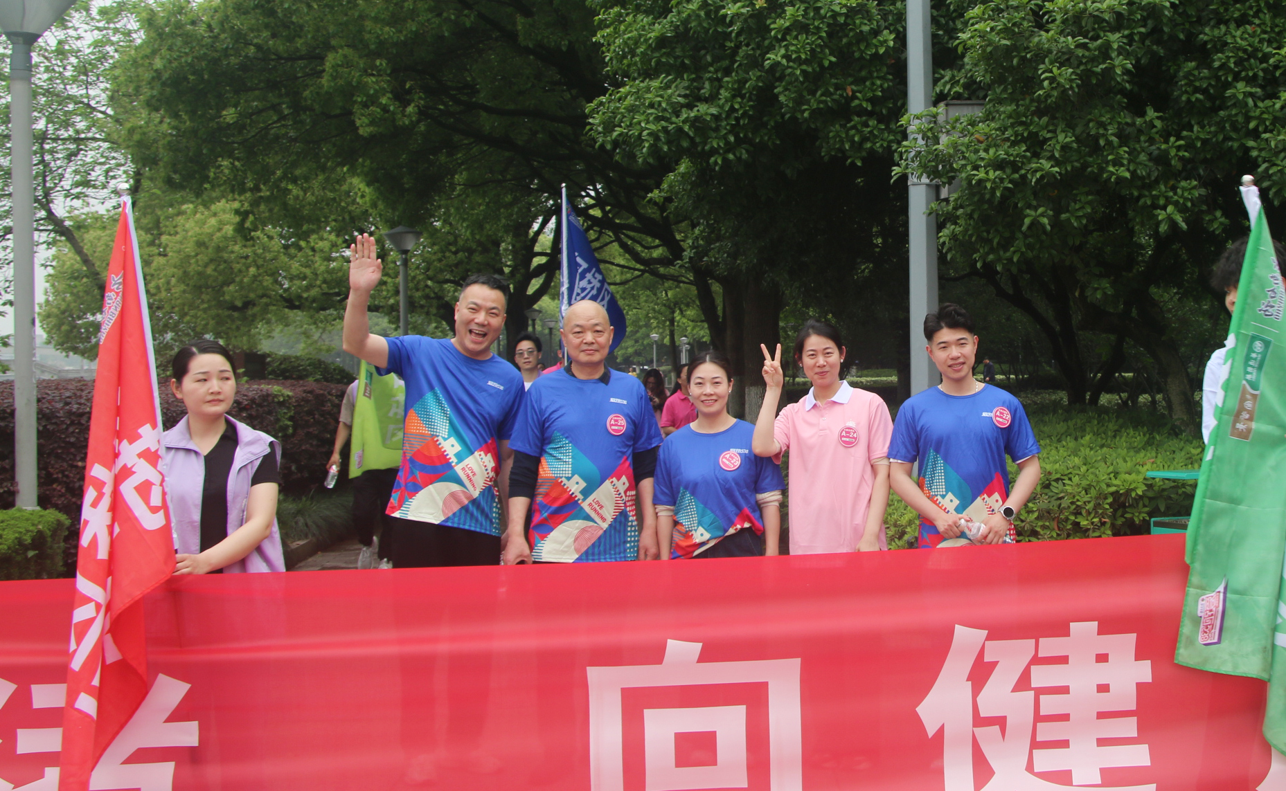 亚洲高清毛片一区二区