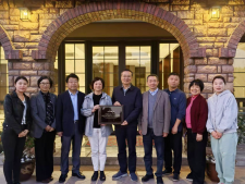 “丝路学院”（健康医养）校企共建联盟首个“中医药膳工坊”落户华通医药