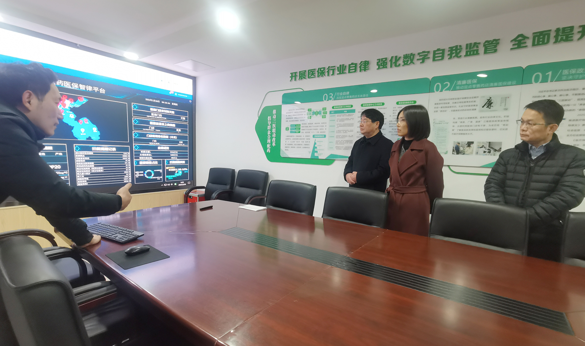 亚洲高清毛片一区二区