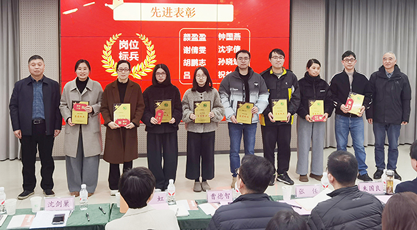 亚洲高清毛片一区二区