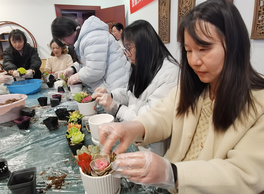 亚洲高清毛片一区二区